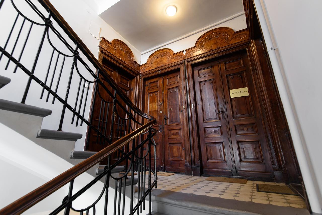Constitution Square Rooms Βαρσοβία Εξωτερικό φωτογραφία