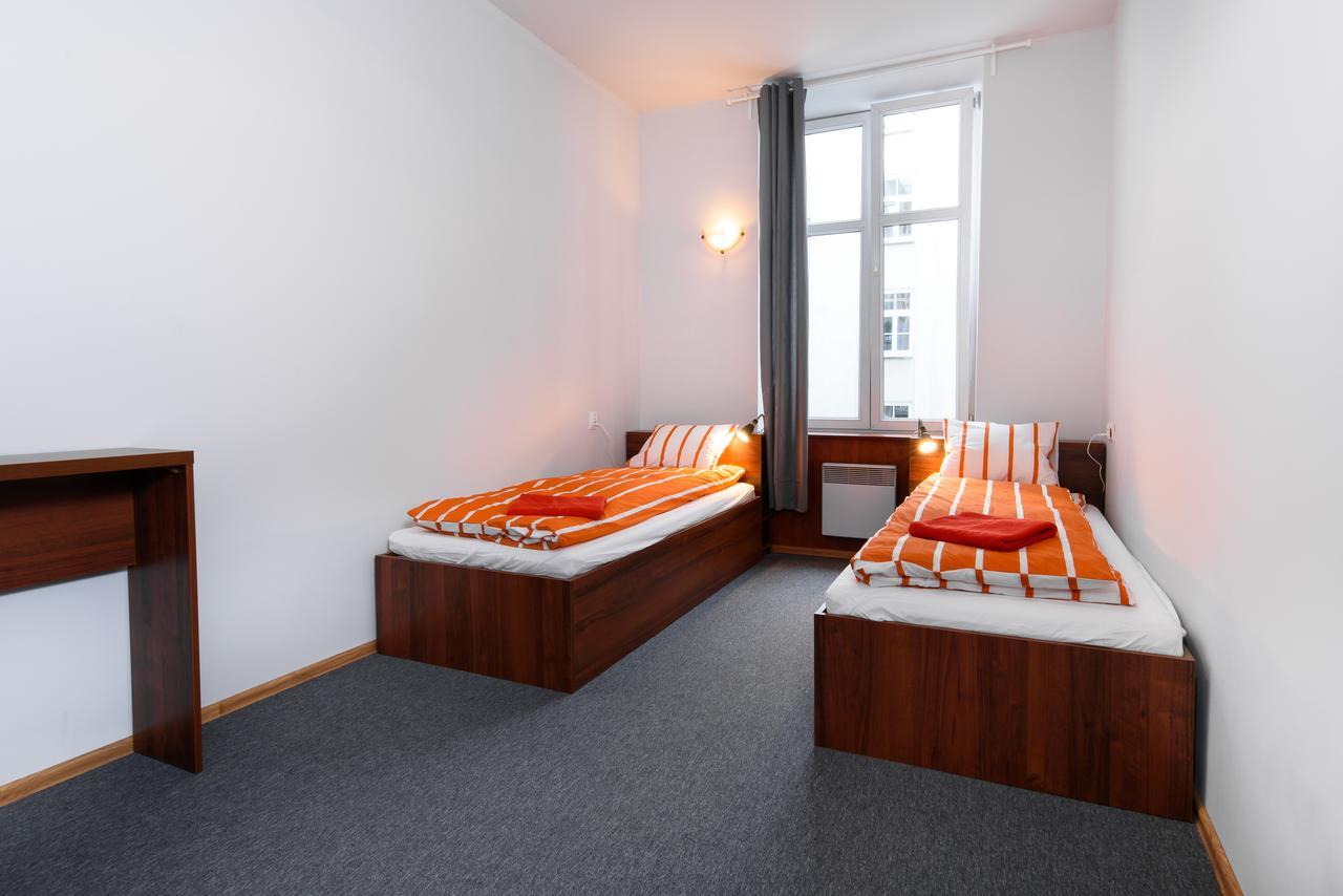 Constitution Square Rooms Βαρσοβία Εξωτερικό φωτογραφία