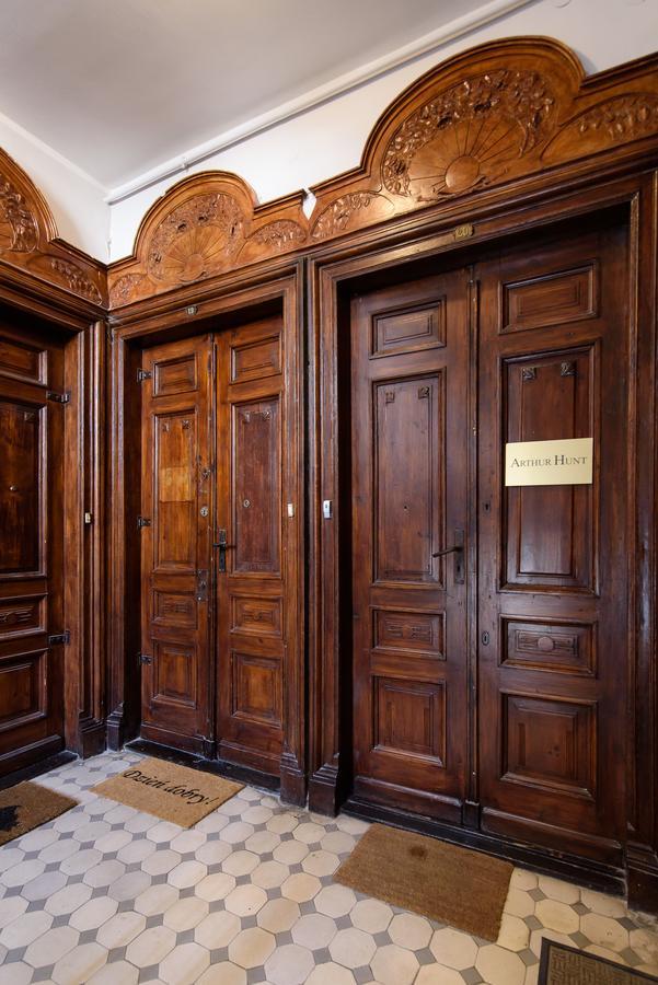 Constitution Square Rooms Βαρσοβία Εξωτερικό φωτογραφία