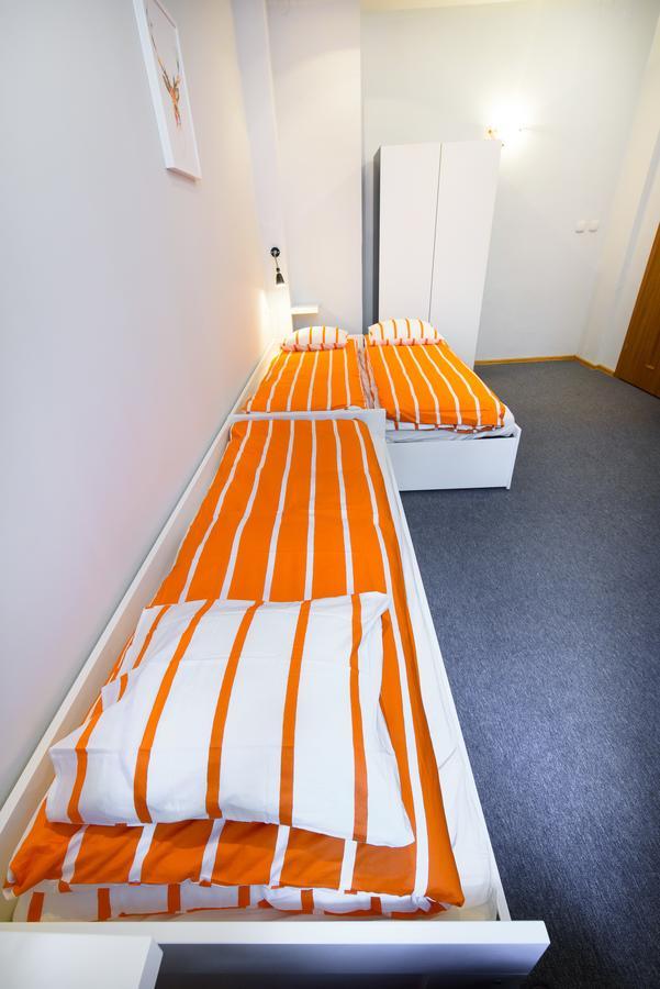 Constitution Square Rooms Βαρσοβία Εξωτερικό φωτογραφία