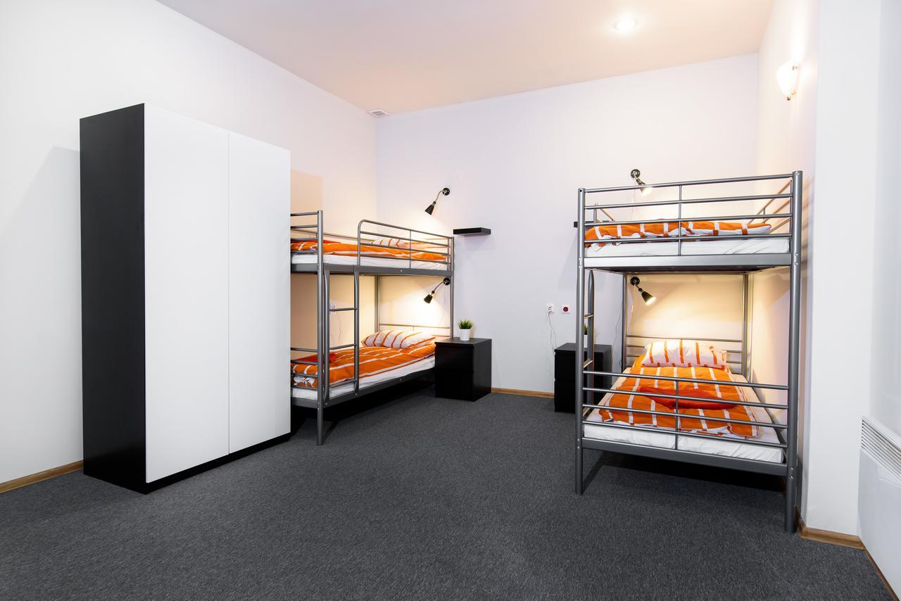 Constitution Square Rooms Βαρσοβία Εξωτερικό φωτογραφία