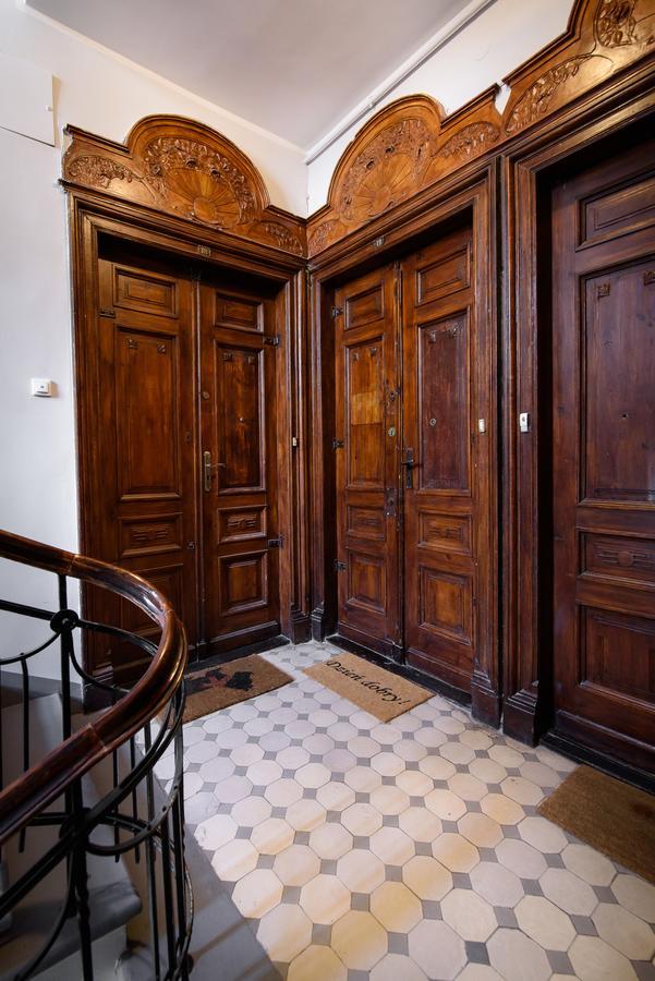 Constitution Square Rooms Βαρσοβία Εξωτερικό φωτογραφία