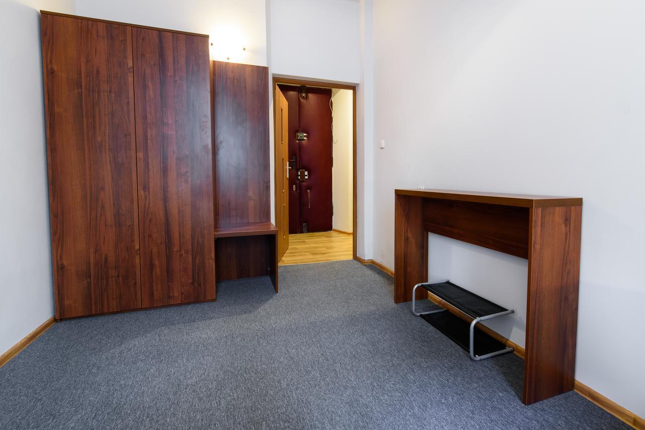 Constitution Square Rooms Βαρσοβία Εξωτερικό φωτογραφία